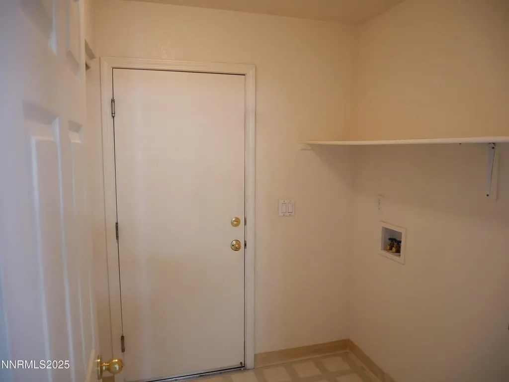 17320 Magnetite Reno NV 89508