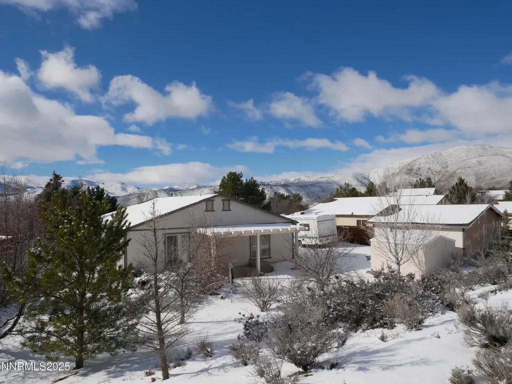17320 Magnetite Reno NV 89508