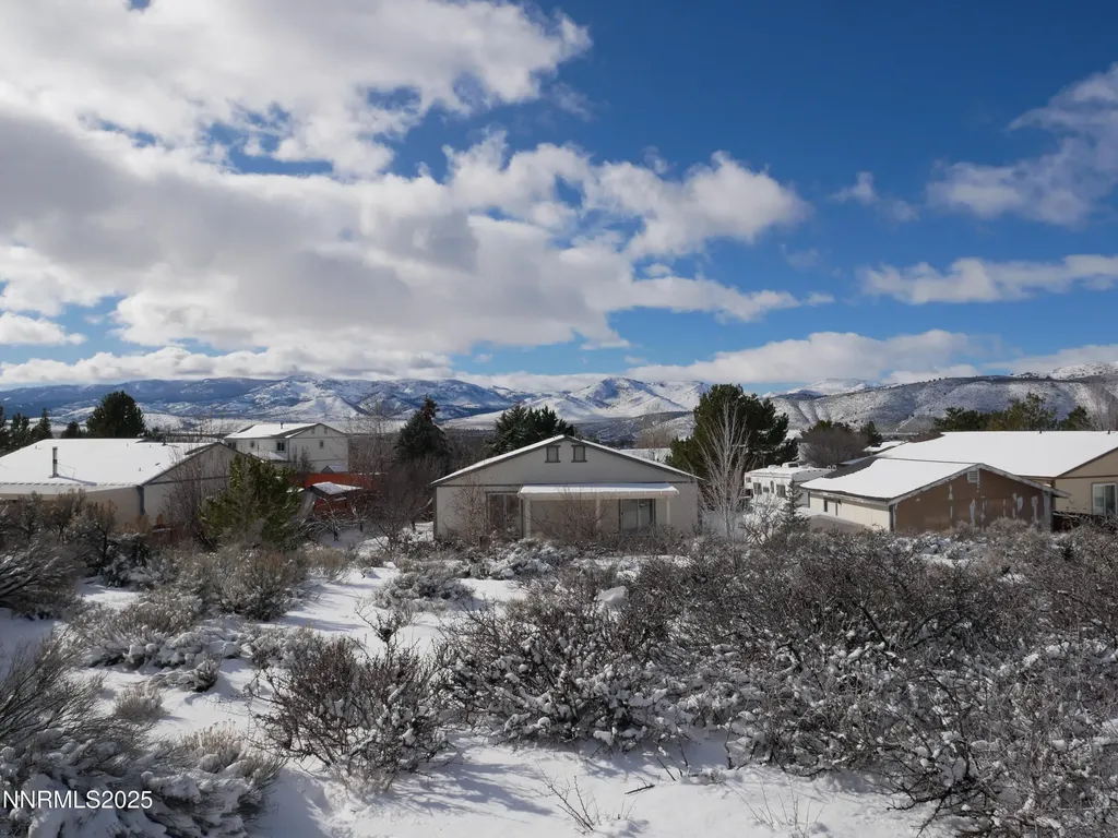 17320 Magnetite Reno NV 89508