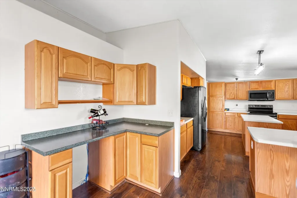 7351 Rubens Sun Valley NV 89433
