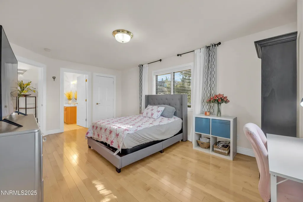 4454 Dant Reno NV 89509