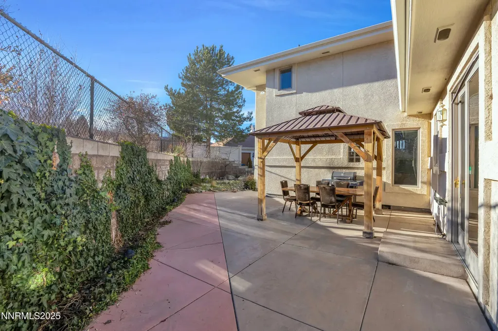 4454 Dant Reno NV 89509