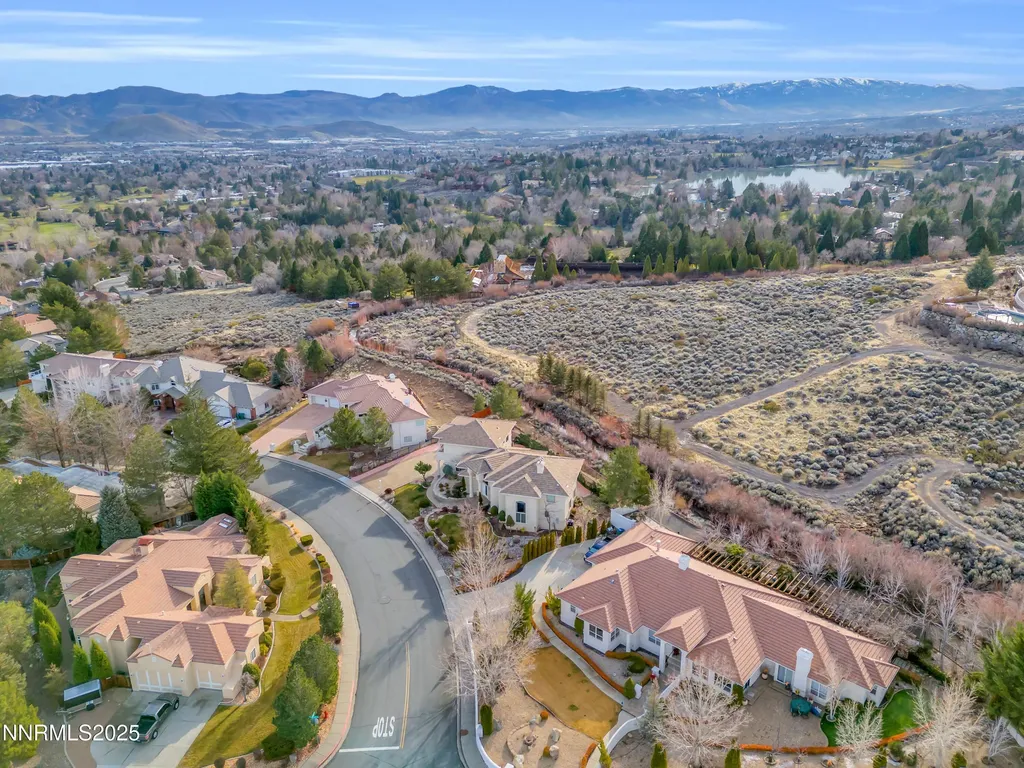 4454 Dant Reno NV 89509