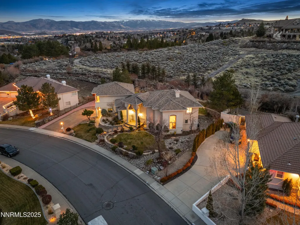 4454 Dant Reno NV 89509