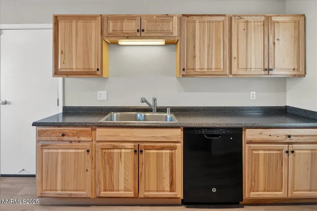 1495 Doric Reno NV 89503