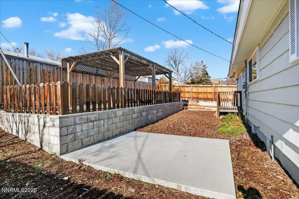 1495 Doric Reno NV 89503