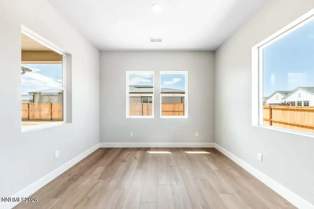 2157 High Lake Sparks NV 89436