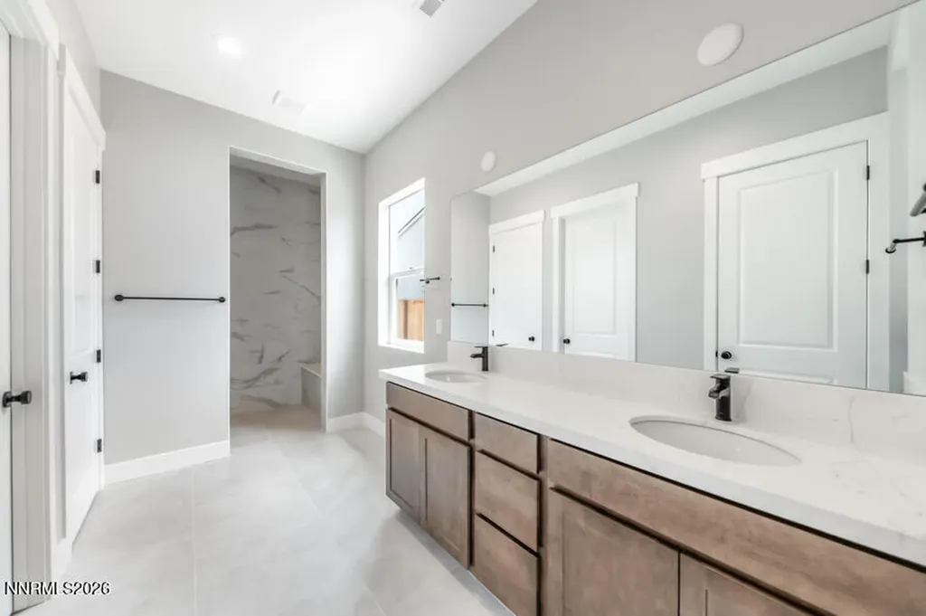2157 High Lake Sparks NV 89436