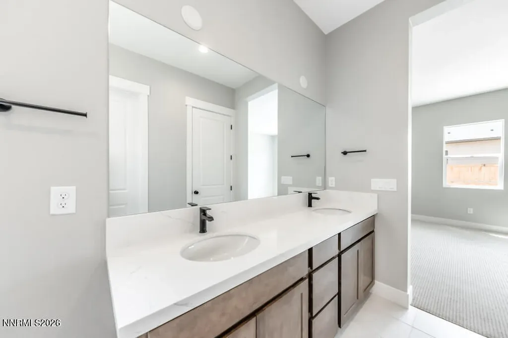 2157 High Lake Sparks NV 89436