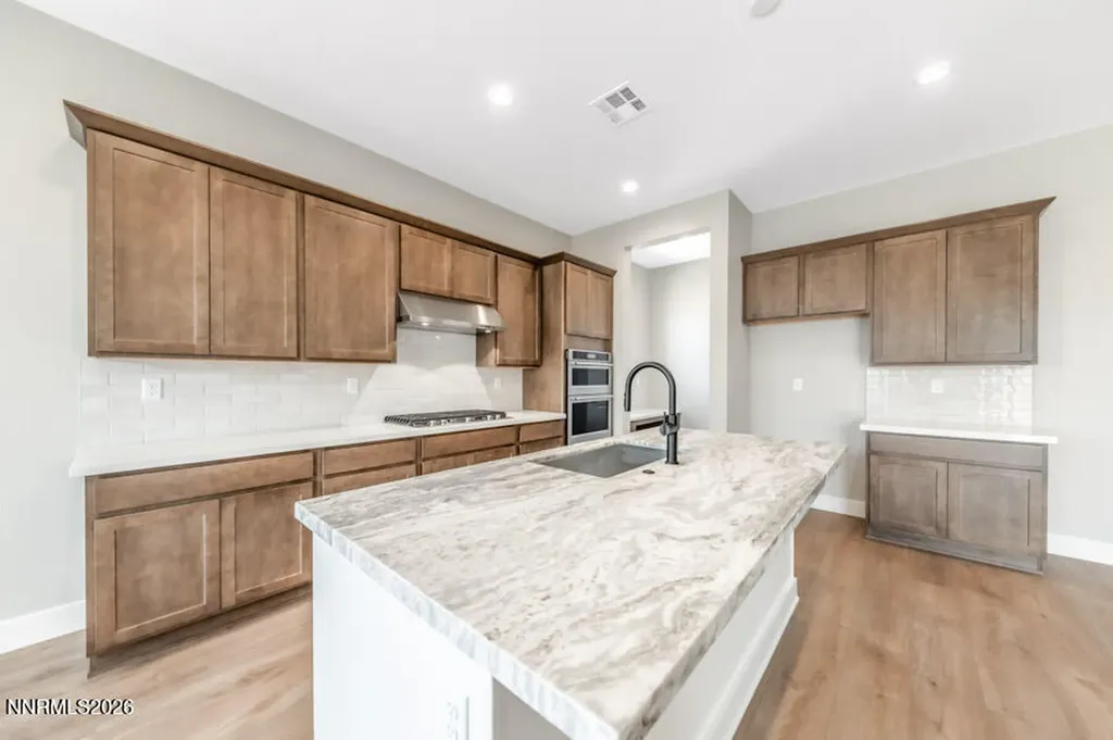 2157 High Lake Sparks NV 89436