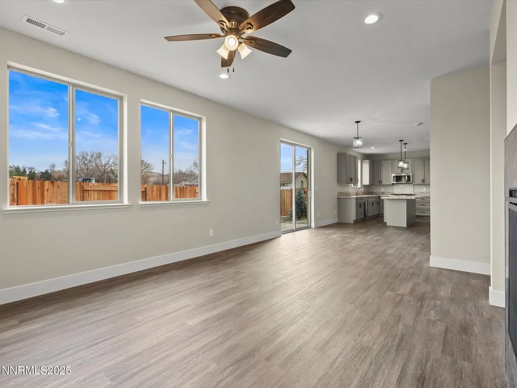 3602 Oakridge Sparks NV 89436