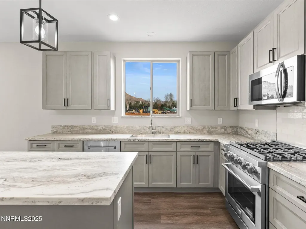 3602 Oakridge Sparks NV 89436