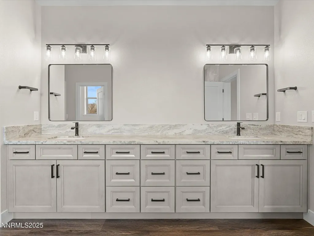 3602 Oakridge Sparks NV 89436