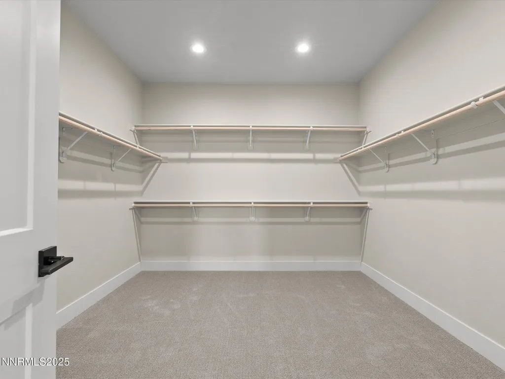 3602 Oakridge Sparks NV 89436