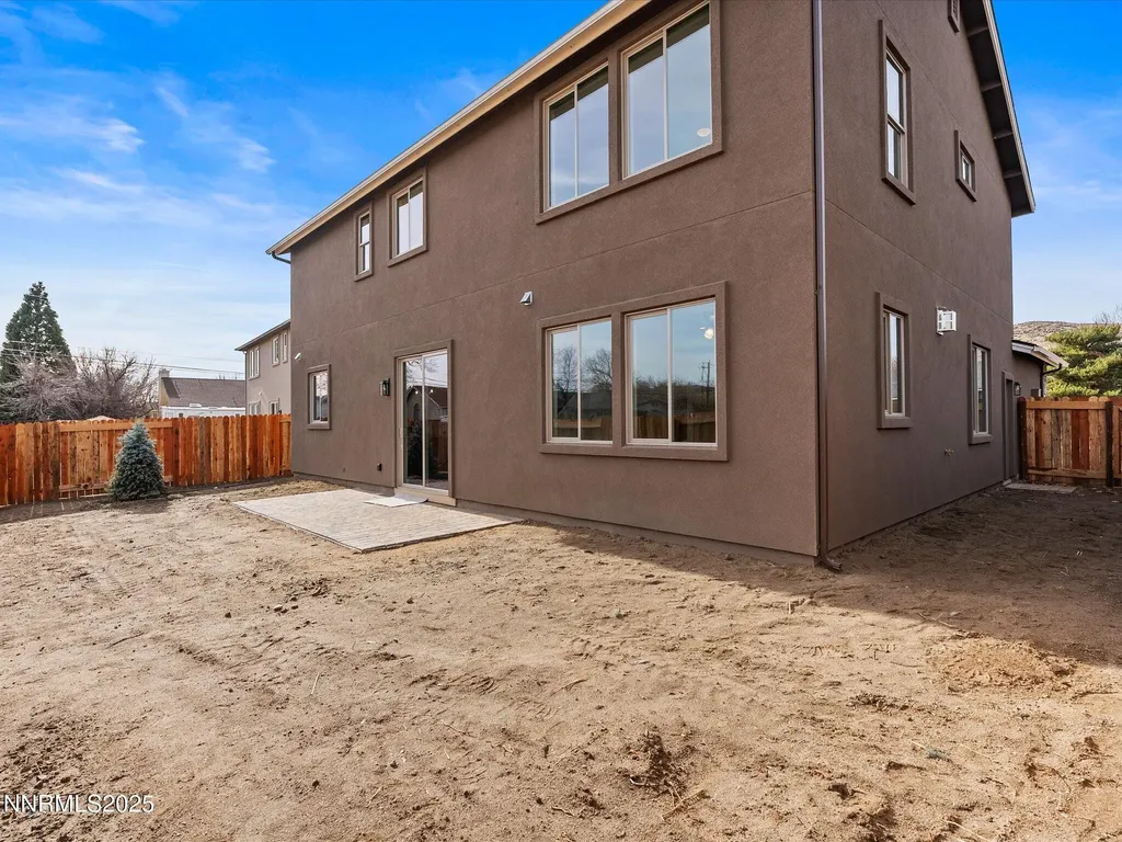 3602 Oakridge Sparks NV 89436