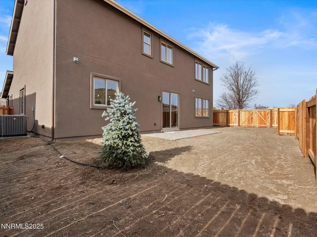 3602 Oakridge Sparks NV 89436