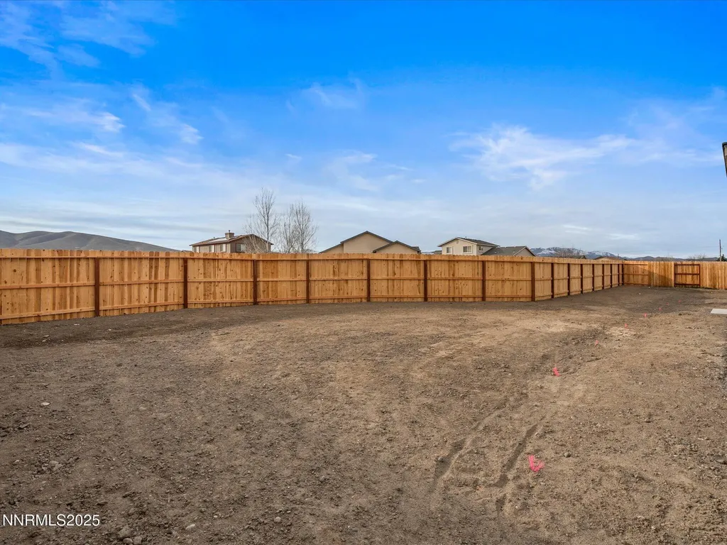 2555 Emerson Fernley NV 89408