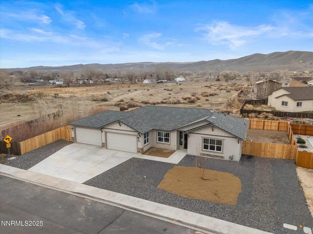 2555 Emerson Fernley NV 89408