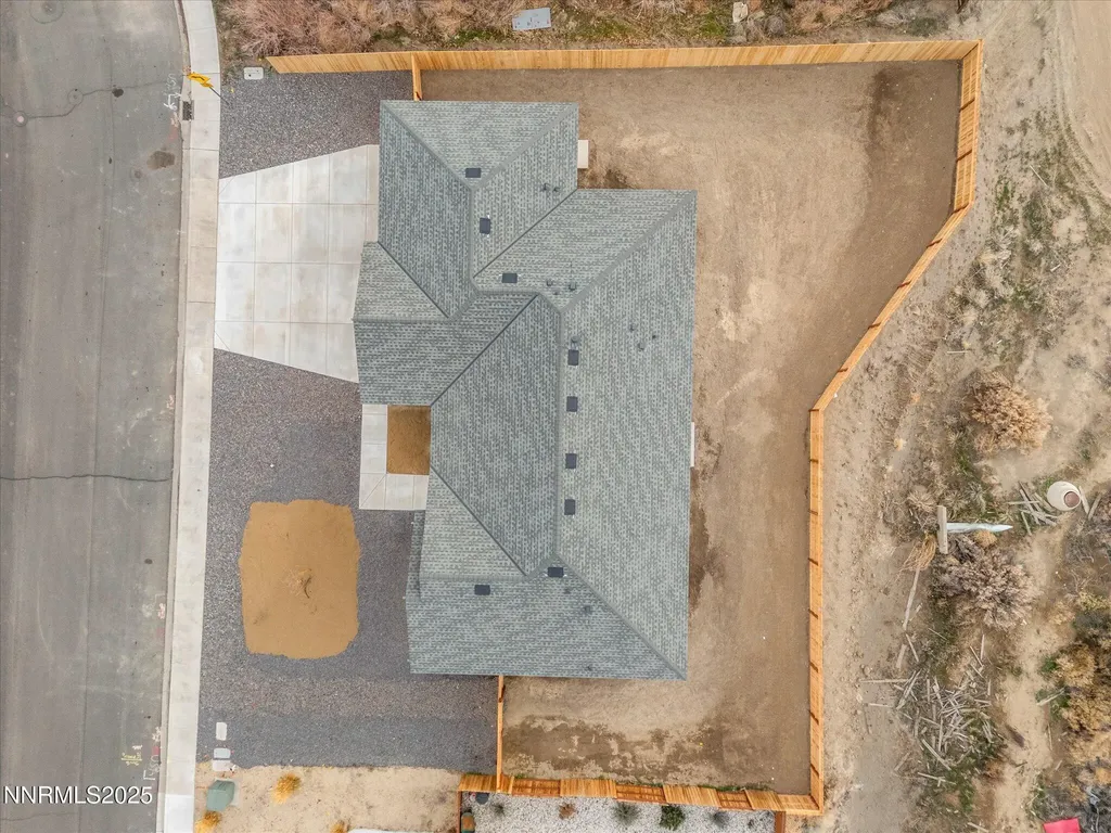 2555 Emerson Fernley NV 89408