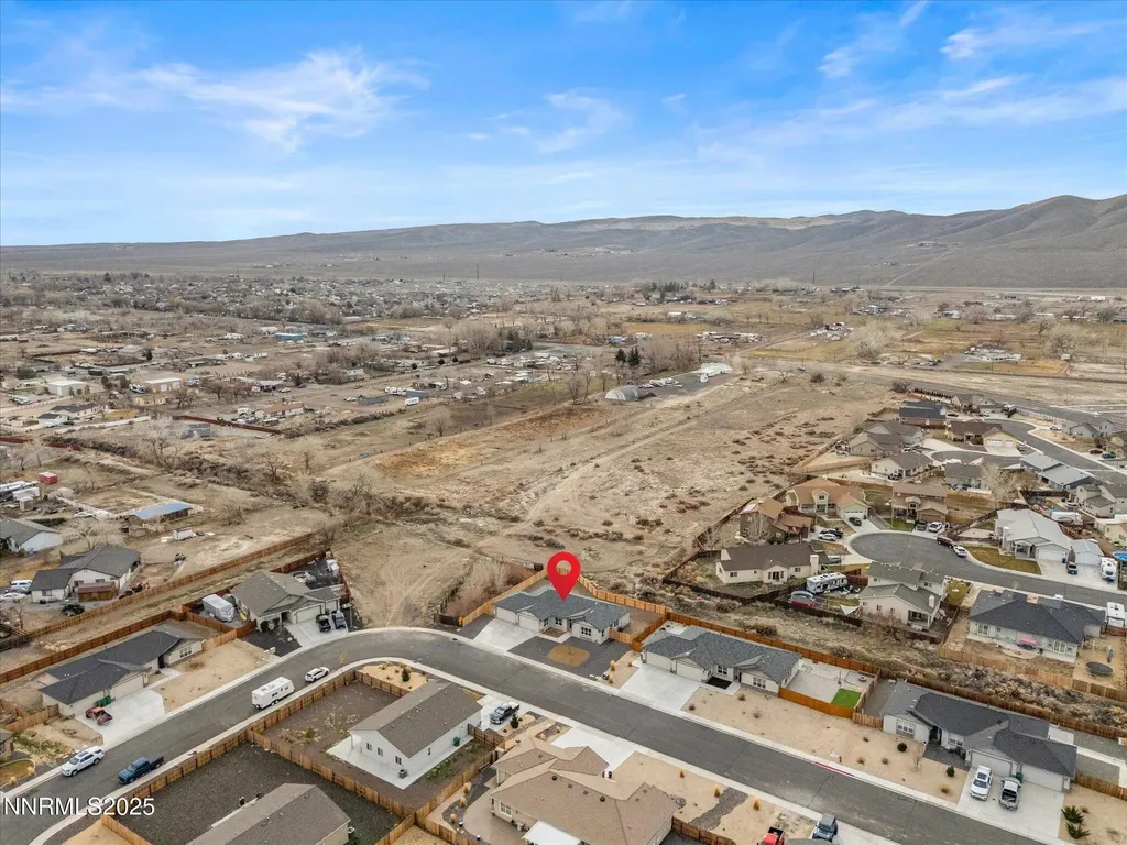 2555 Emerson Fernley NV 89408