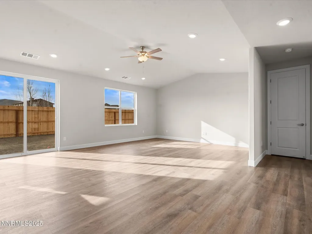 2555 Emerson Fernley NV 89408