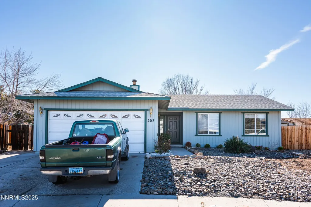 207 Thornwood Dayton NV 89403
