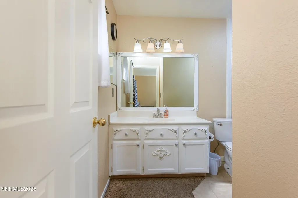 207 Thornwood Dayton NV 89403