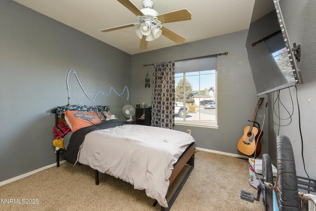 207 Thornwood Dayton NV 89403