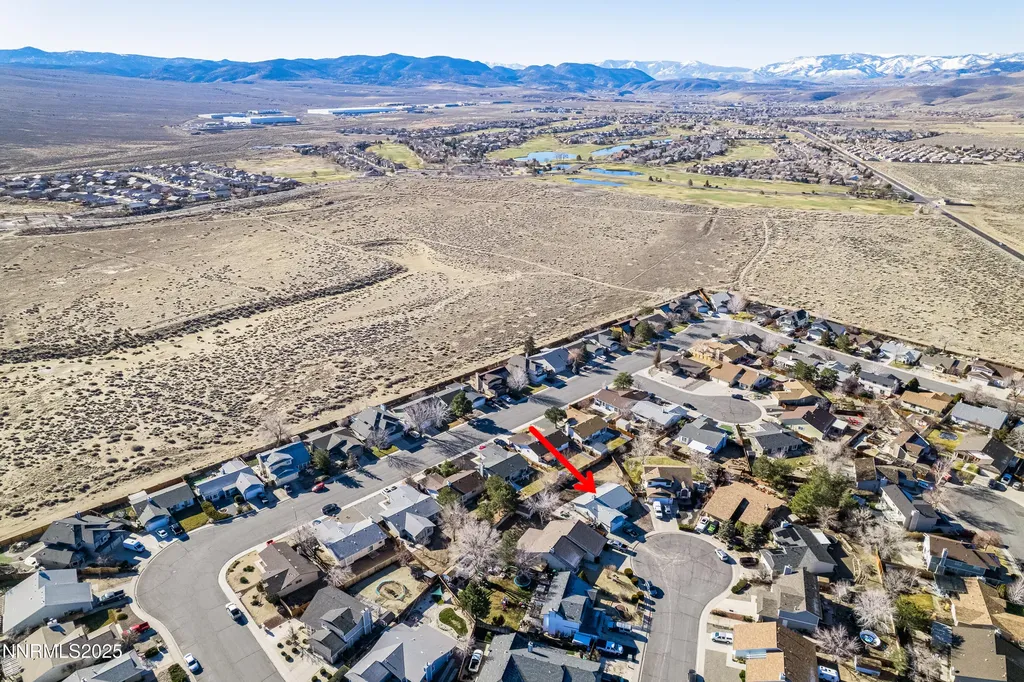 207 Thornwood Dayton NV 89403