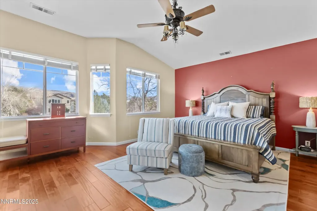 6894 Cinnamon Sparks NV 89436