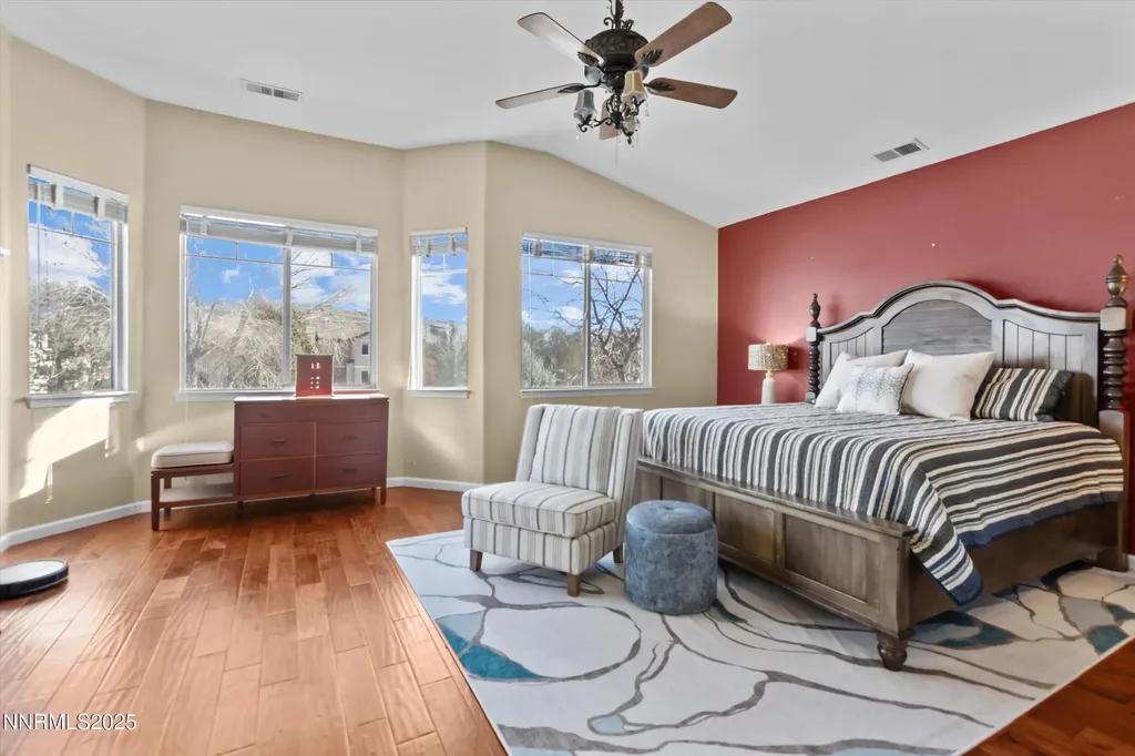 6894 Cinnamon Sparks NV 89436