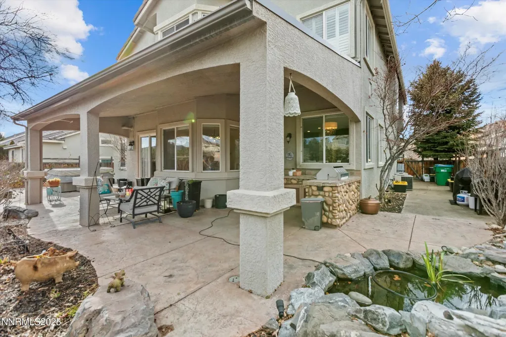 6894 Cinnamon Sparks NV 89436