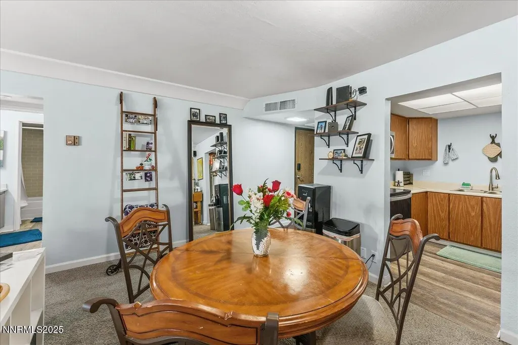 63 Vista Rafael Reno NV 89503
