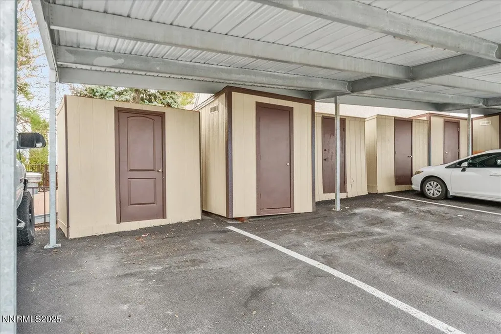 63 Vista Rafael Reno NV 89503