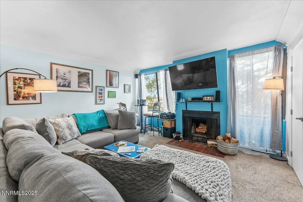 63 Vista Rafael Reno NV 89503