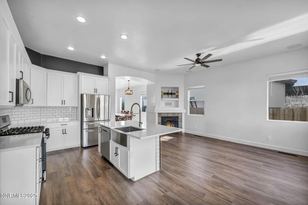 9638 Thunder Mountain Reno NV 89521