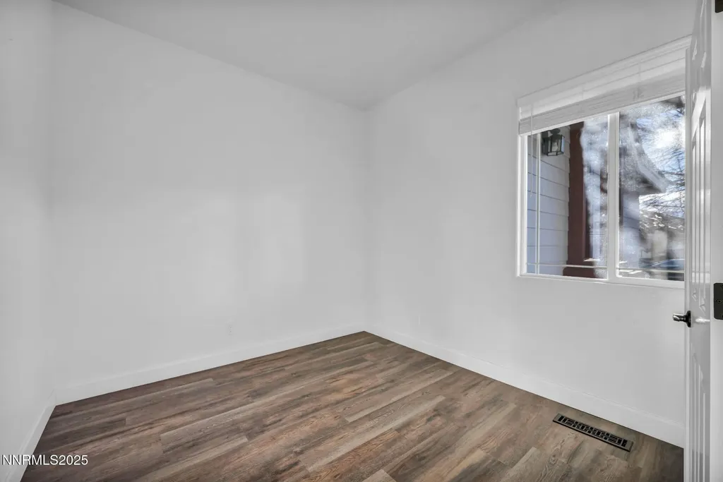 9638 Thunder Mountain Reno NV 89521