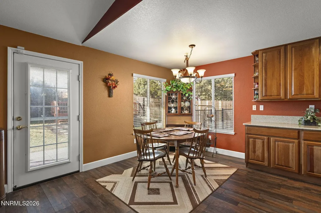 1675 Talking Sparrow Spanish Springs NV 89441