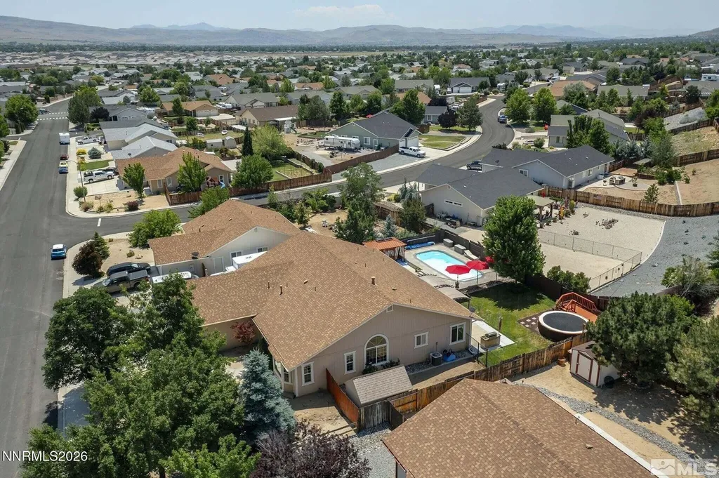 1675 Talking Sparrow Spanish Springs NV 89441