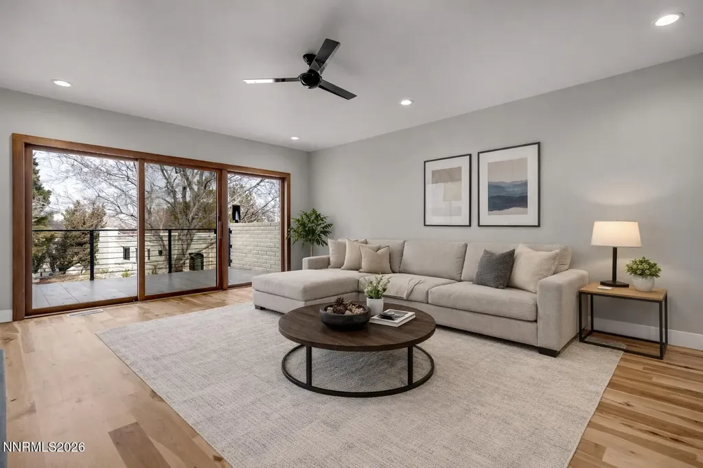 4957 Lakeridge Reno NV 89509