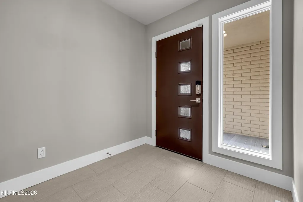 4957 Lakeridge Reno NV 89509