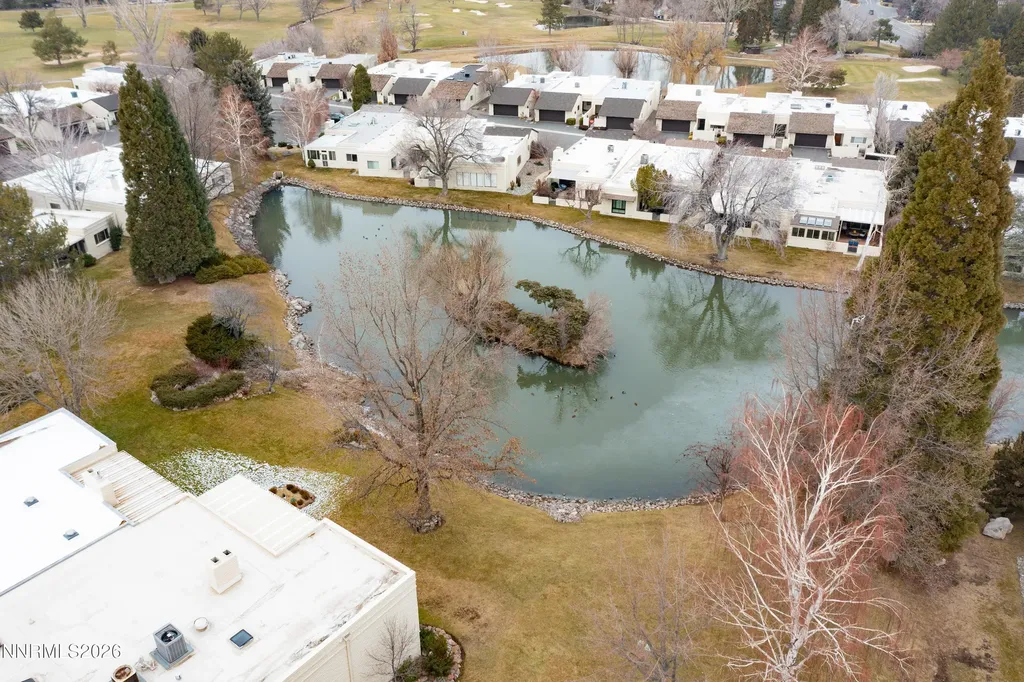 4957 Lakeridge Reno NV 89509