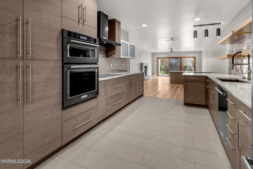 4957 Lakeridge Reno NV 89509