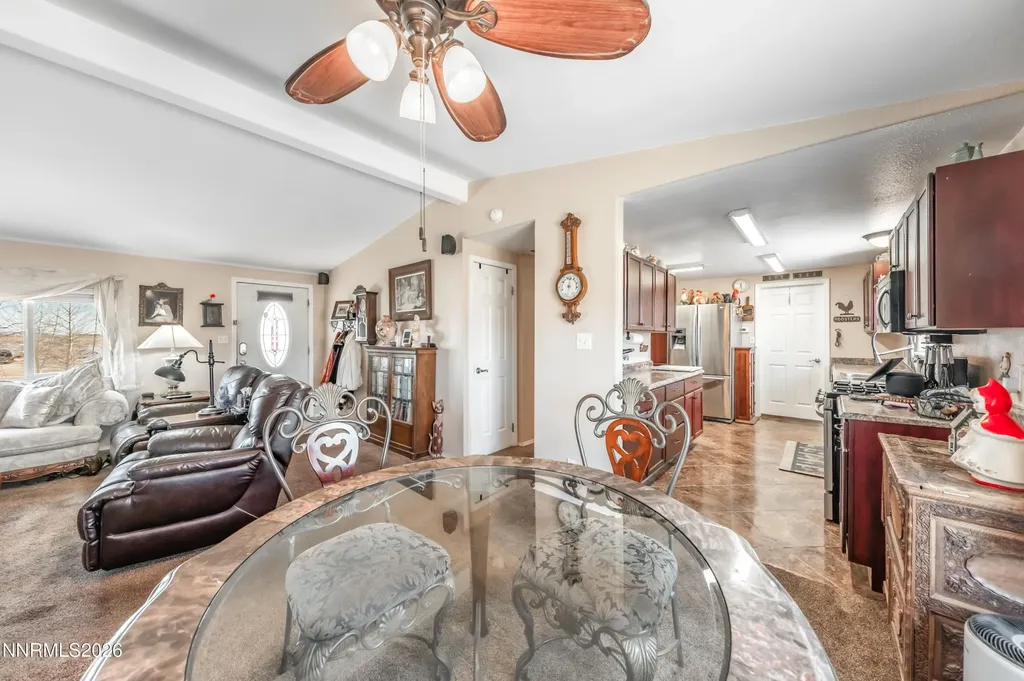 7645 Bass Silver Springs NV 89429