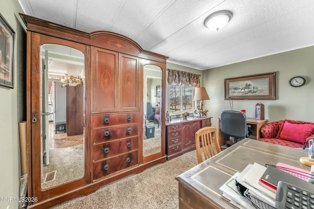 7645 Bass Silver Springs NV 89429