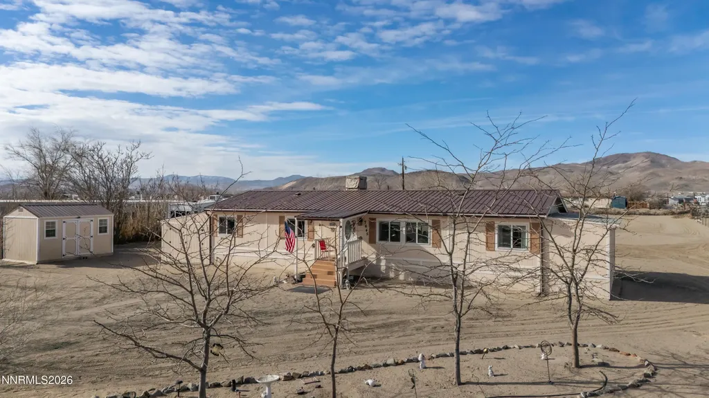 7645 Bass Silver Springs NV 89429