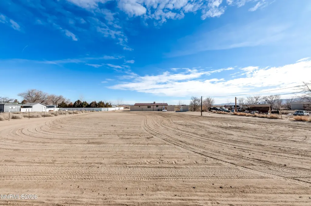 7645 Bass Silver Springs NV 89429