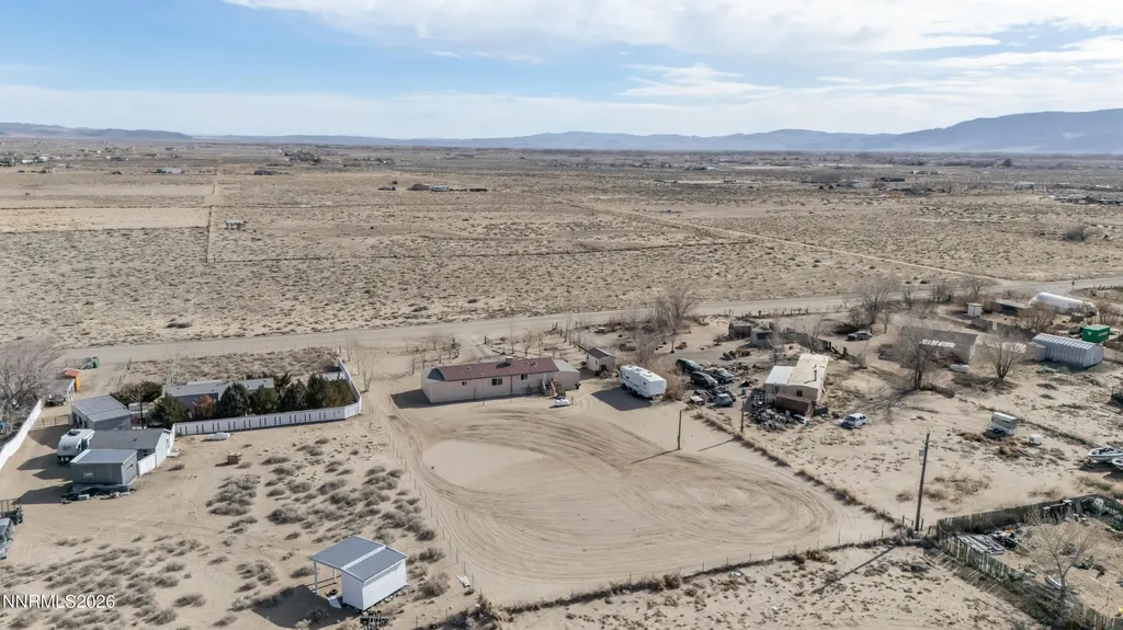 7645 Bass Silver Springs NV 89429