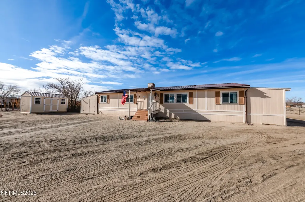 7645 Bass Silver Springs NV 89429