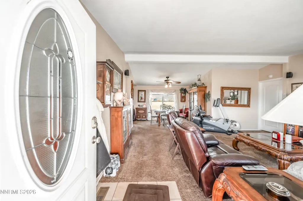 7645 Bass Silver Springs NV 89429